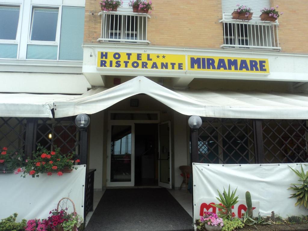 Hotel Ristorante Miramare Pesaro Buitenkant foto